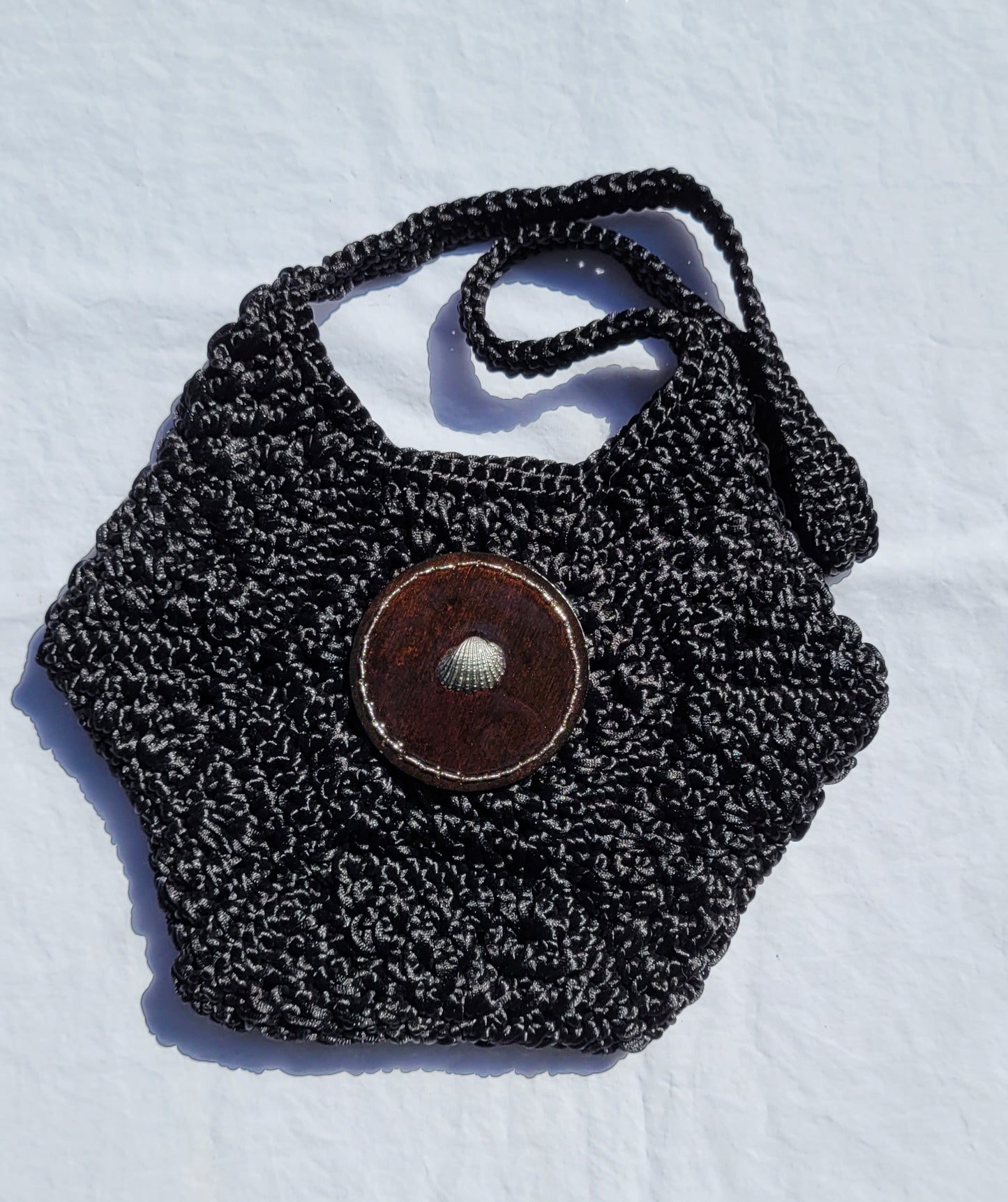 The Rising Tides Handbag (Medium) Black