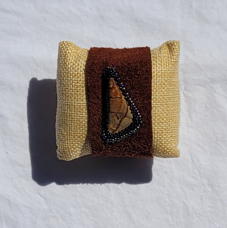 Jasper leather cuff (adjustable 7 to 7.25 in)