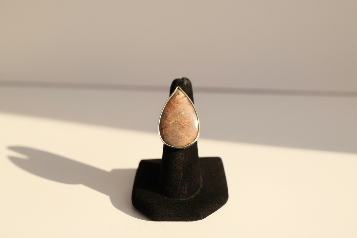 Teardrop Quartz Ring (Size 5.5)